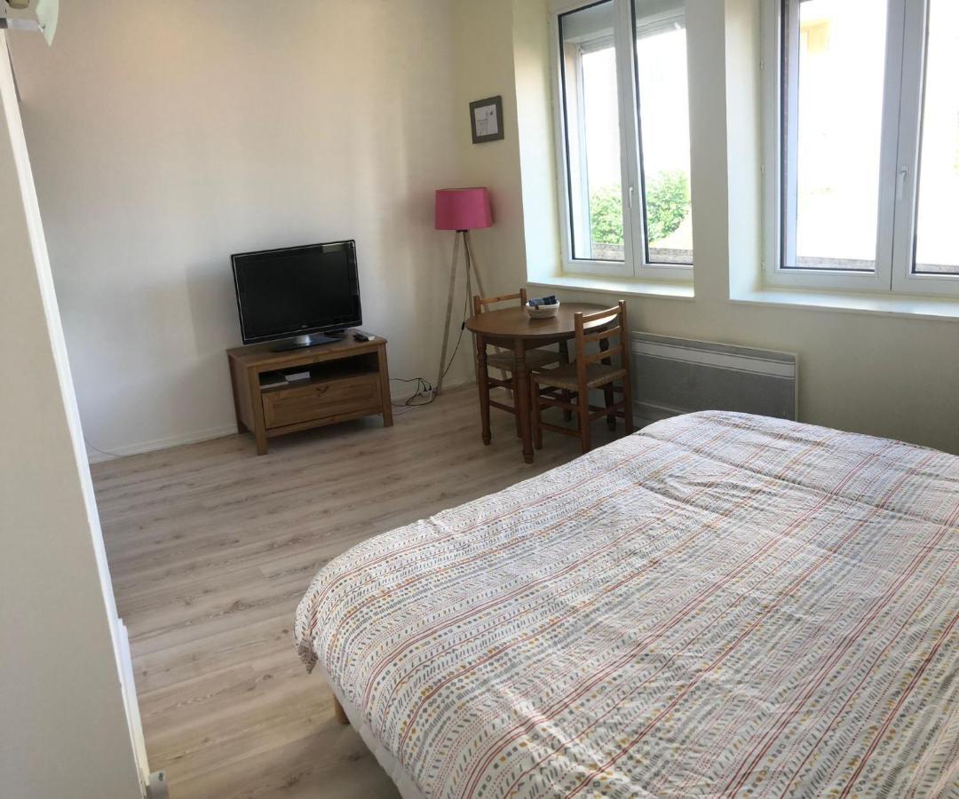 Le Comtois, Studio Au Calme Proche De La Gare Besançon Exterior foto